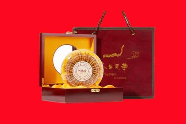 诚信求购:清苑区高价回收冬虫夏草是按克吗